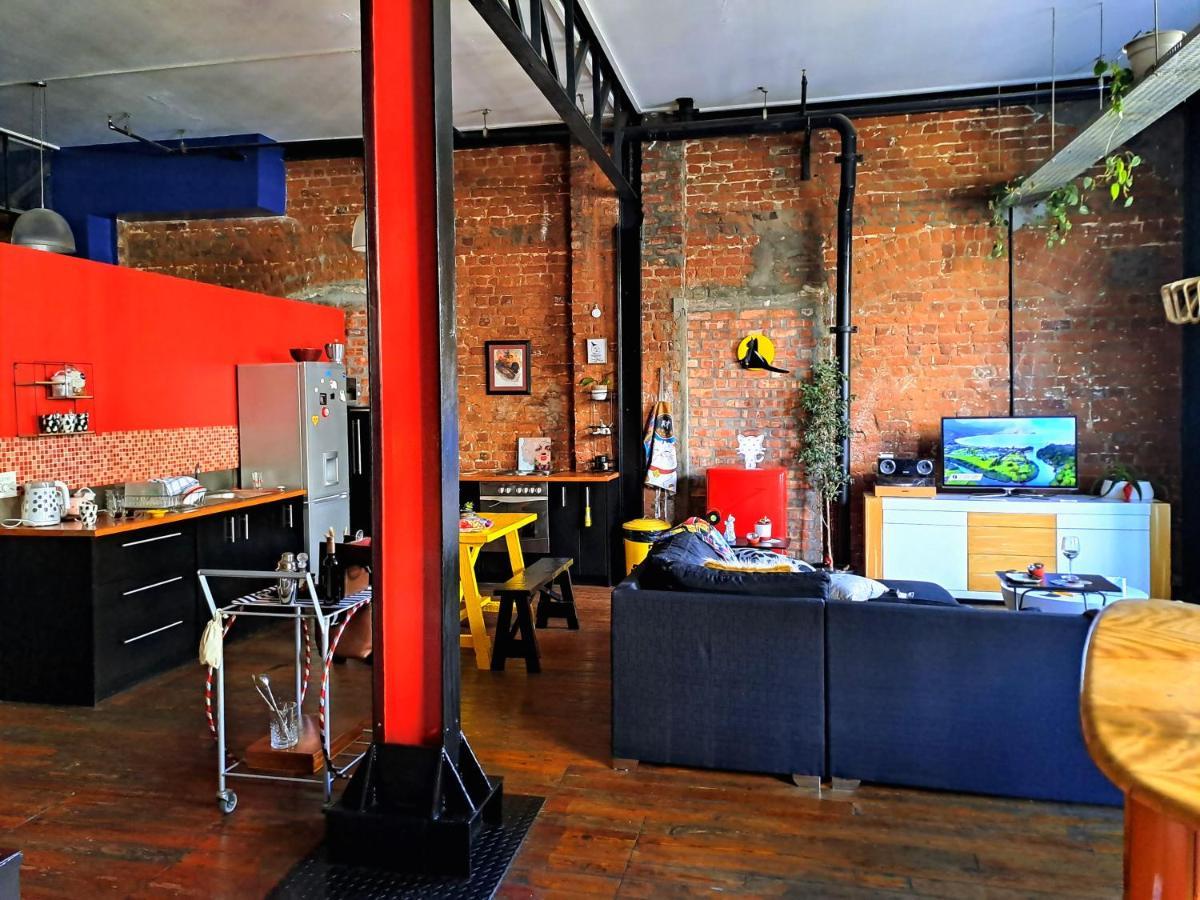 Pet-friendly Loft Apartment