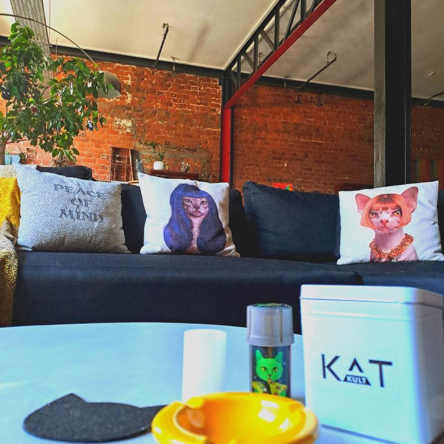 Pet-friendly Loft Apartment *