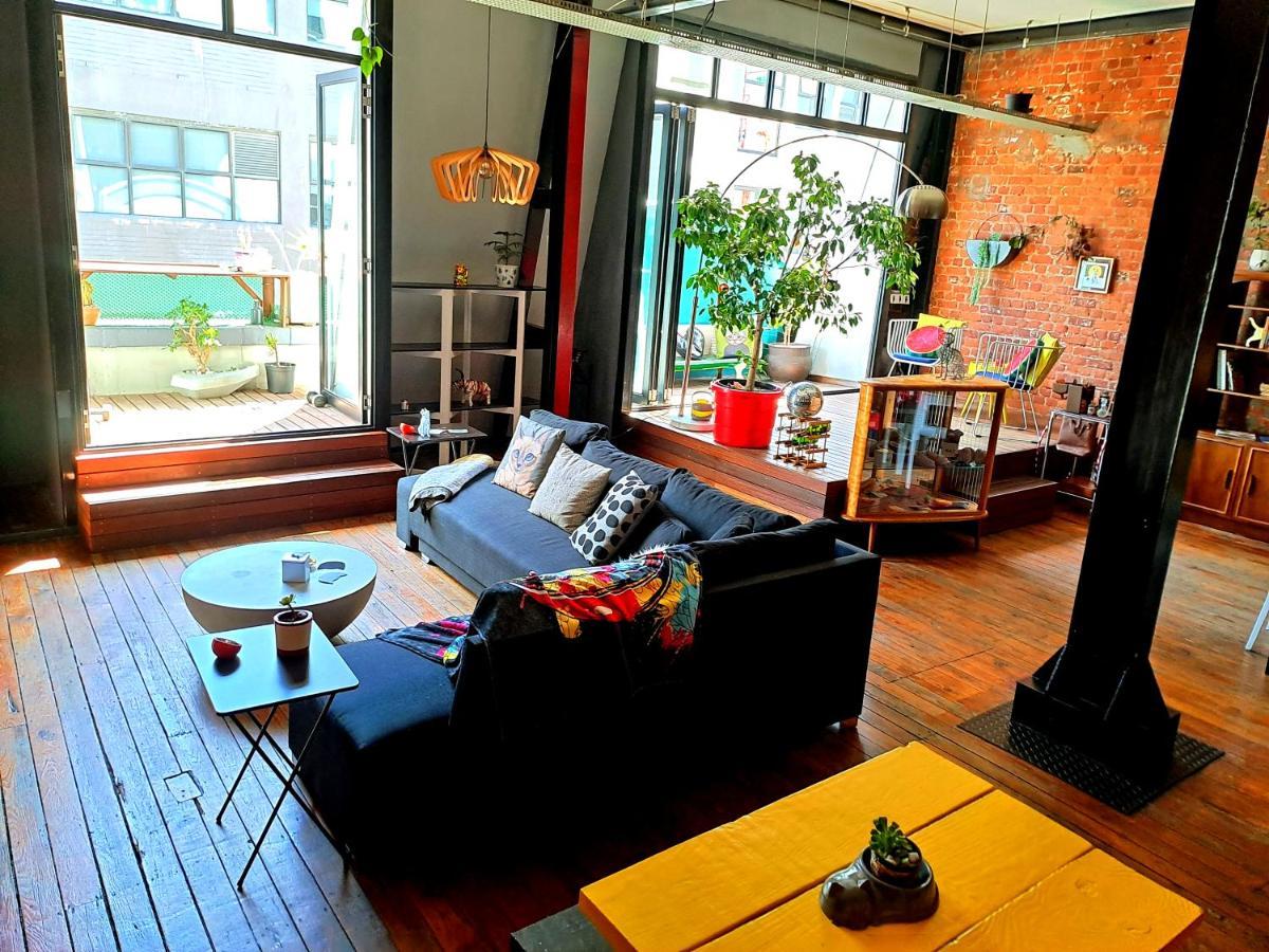 Pet-friendly Loft Apartment